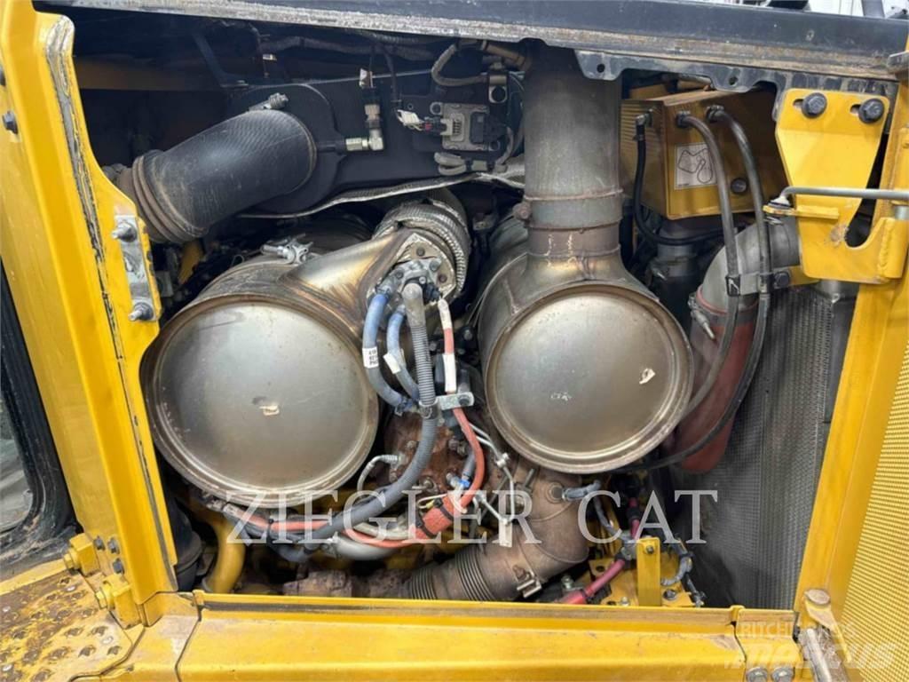 CAT D6XE Dozer cingolati