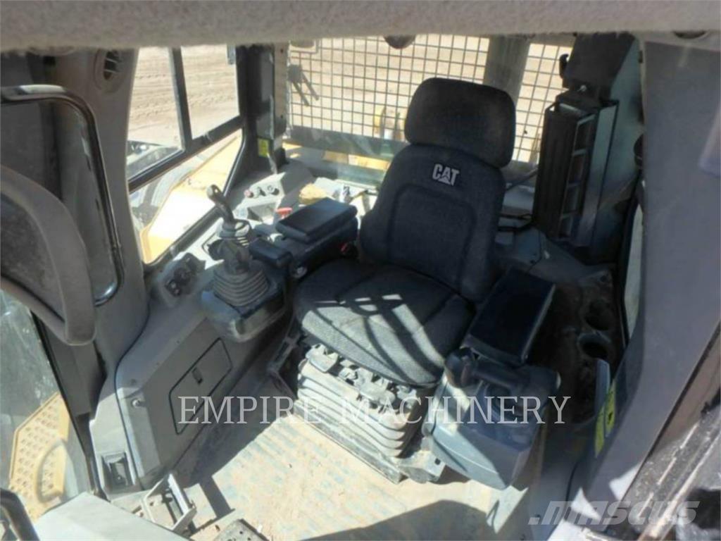 CAT D7E Dozer cingolati