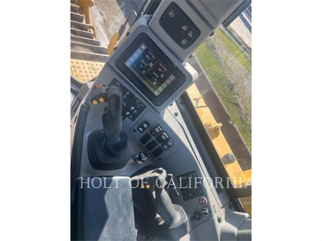 CAT D8 Dozer cingolati