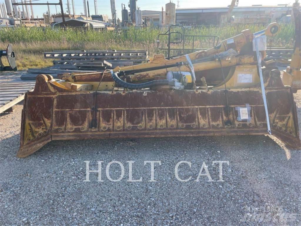 CAT D8 Dozer cingolati