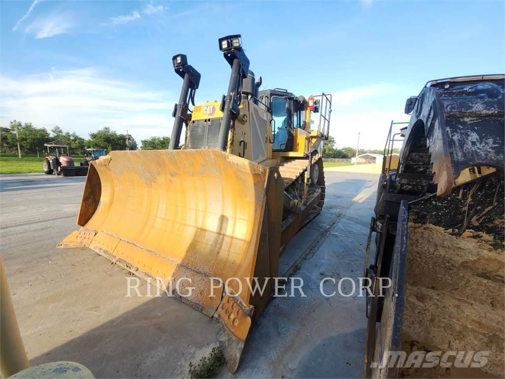 CAT D8 Dozer cingolati