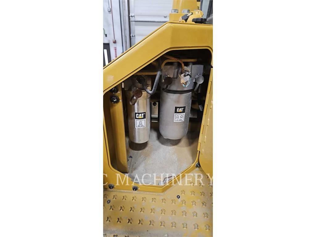 CAT D8 Dozer cingolati