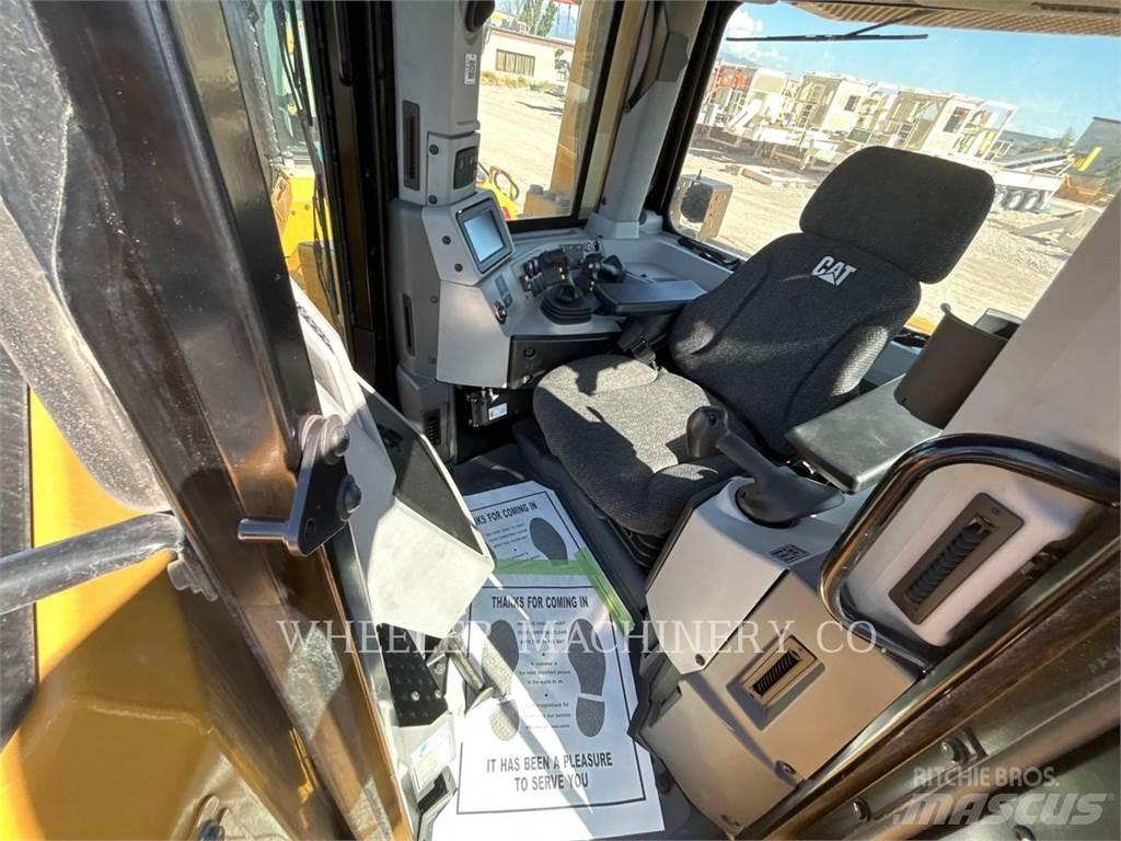 CAT D8 SU Dozer cingolati