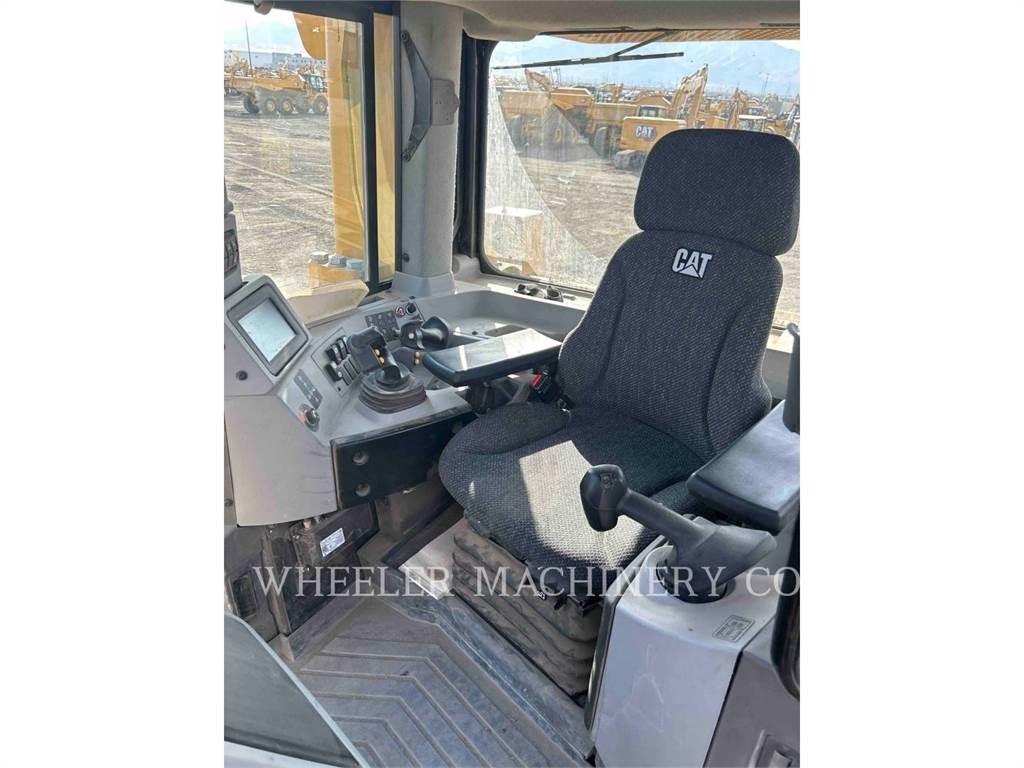 CAT D8 SU Dozer cingolati