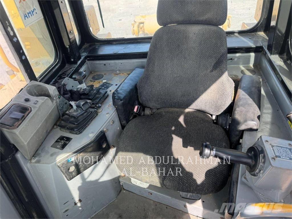 CAT D8RLRC Dozer cingolati