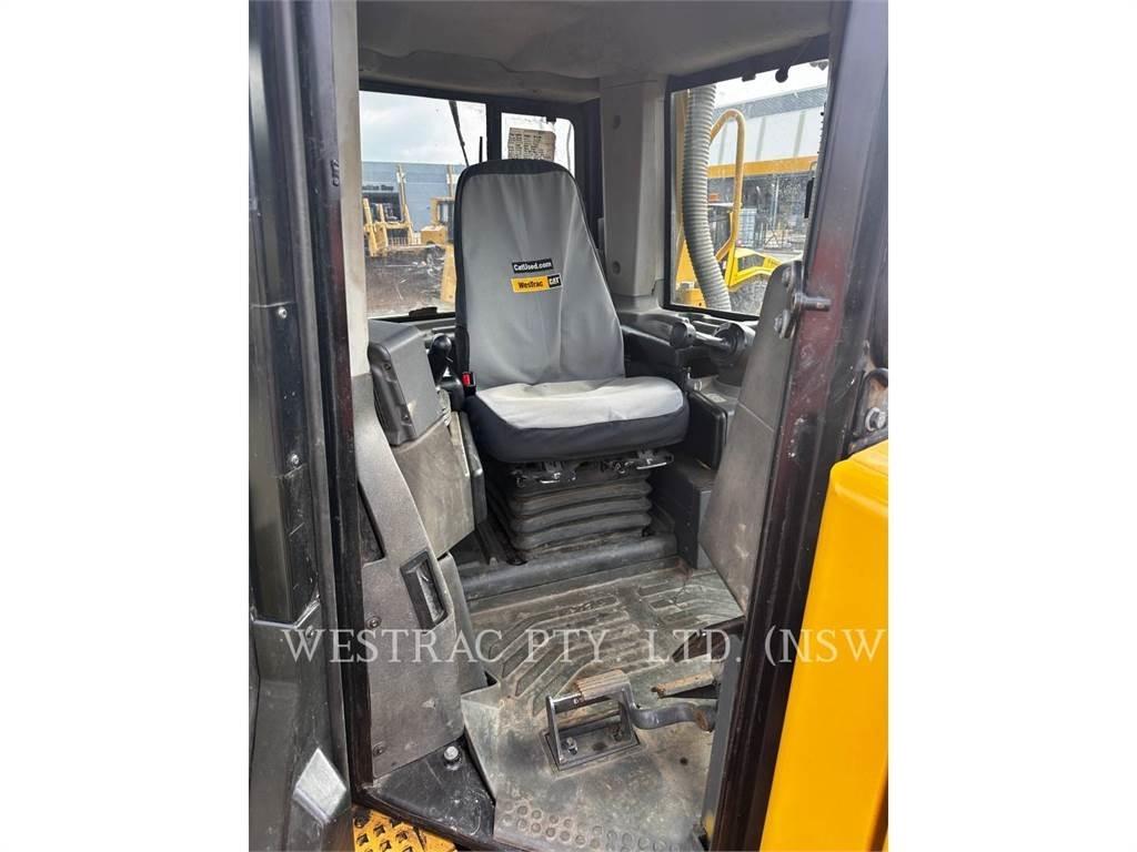 CAT D8T Dozer cingolati