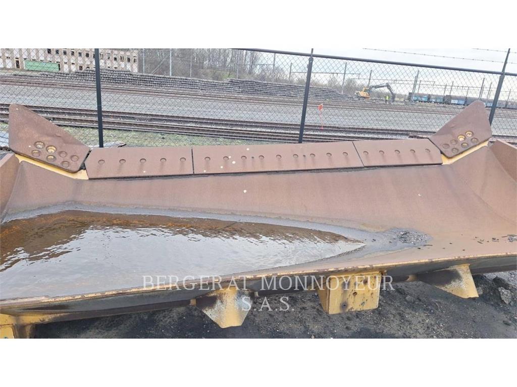 CAT D8T Dozer cingolati