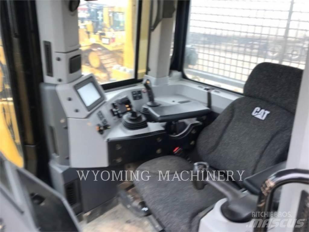 CAT D8T Dozer cingolati
