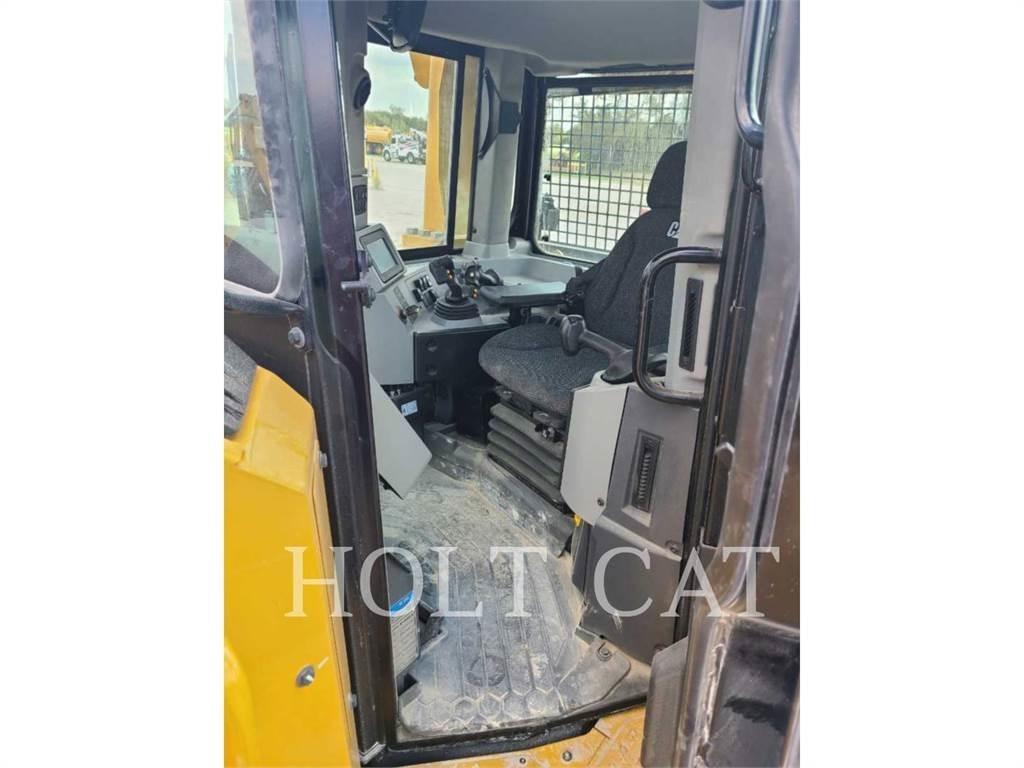 CAT D8T Dozer cingolati