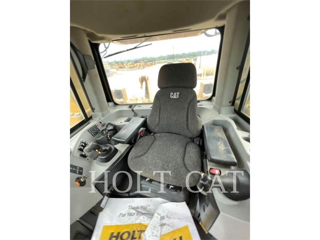 CAT D8T Dozer cingolati