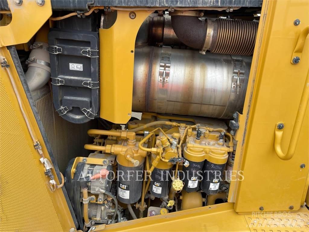 CAT D8T W Dozer cingolati