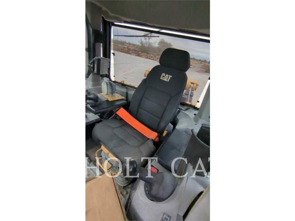 CAT D9 Dozer cingolati