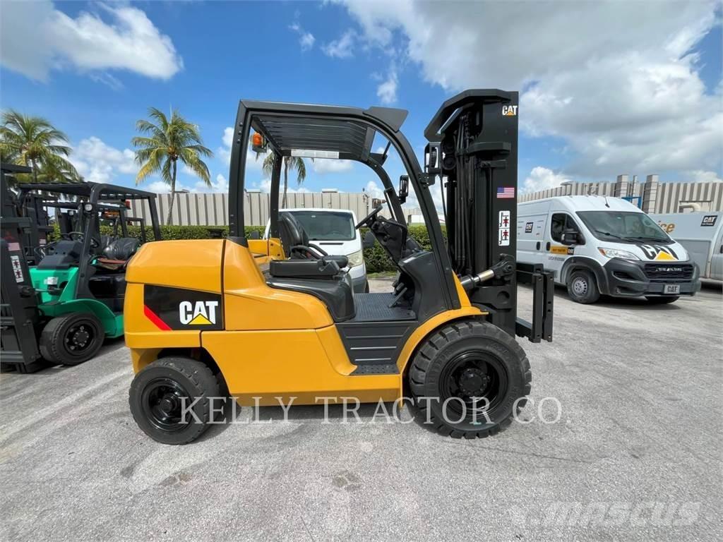 CAT DP50CN1 Carrelli elevatori diesel