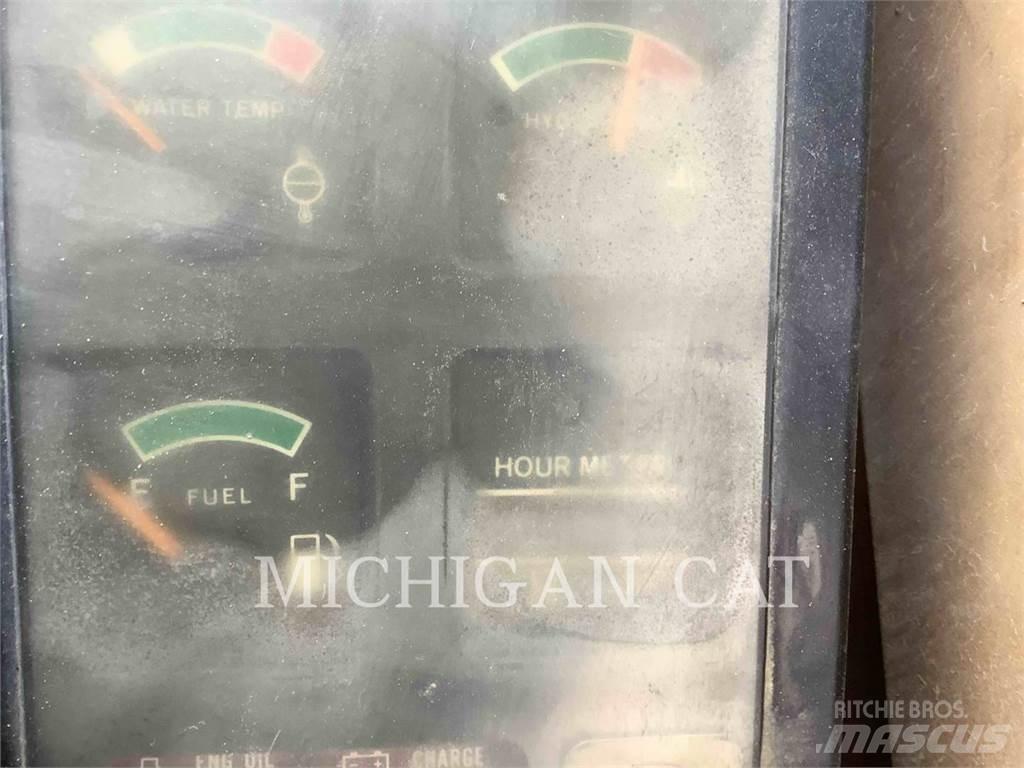 CAT E120B Escavatori cingolati