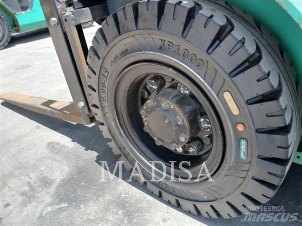CAT FG25N5-LE Carrelli elevatori-Altro