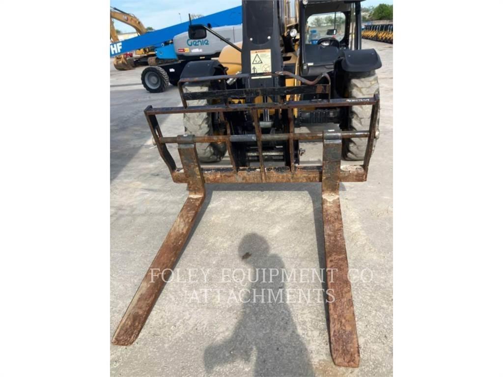 CAT FKTHT60W Sollevatori telescopici