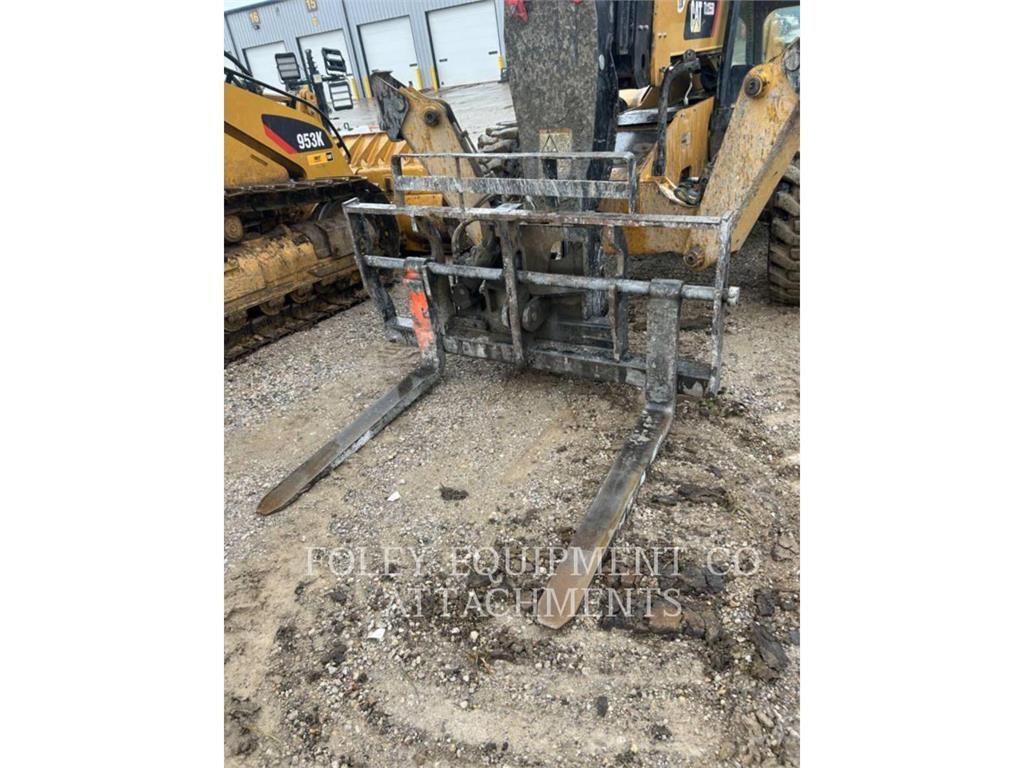 CAT FKTHT72W Sollevatori telescopici