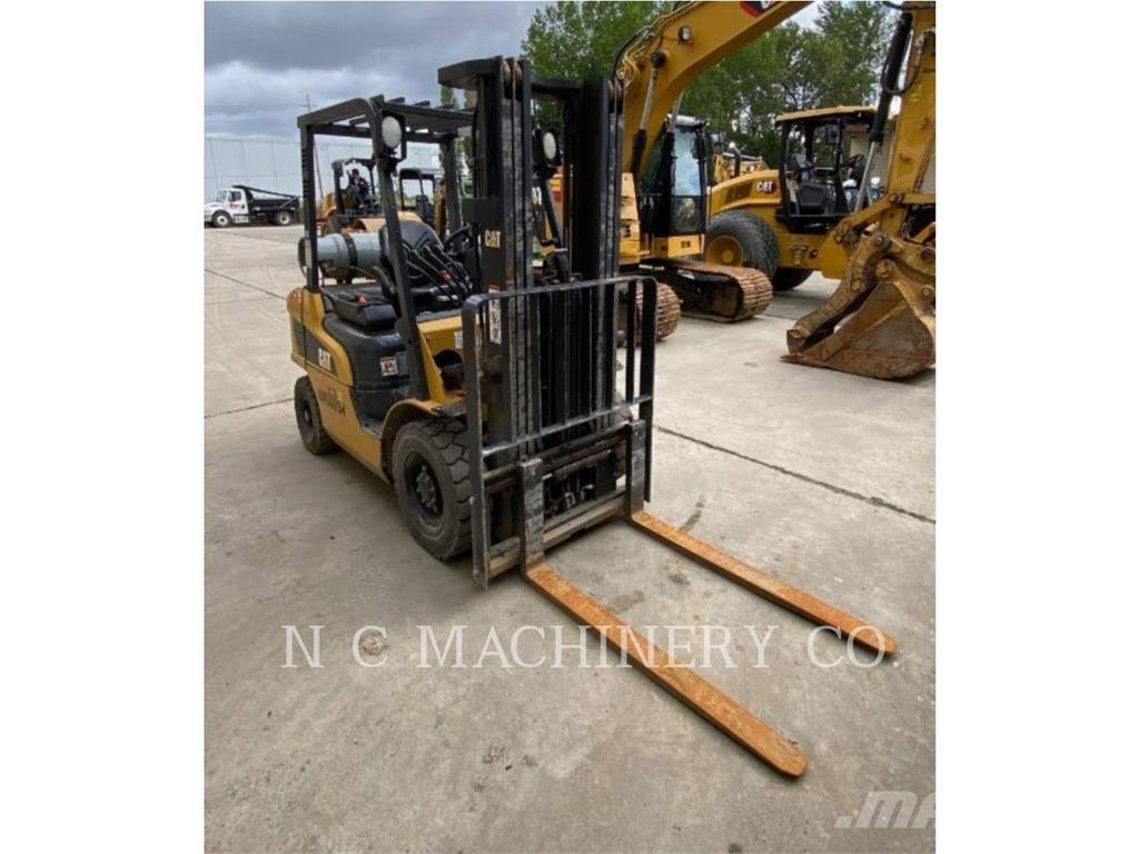 CAT GP25N5-GLE Carrelli elevatori GPL