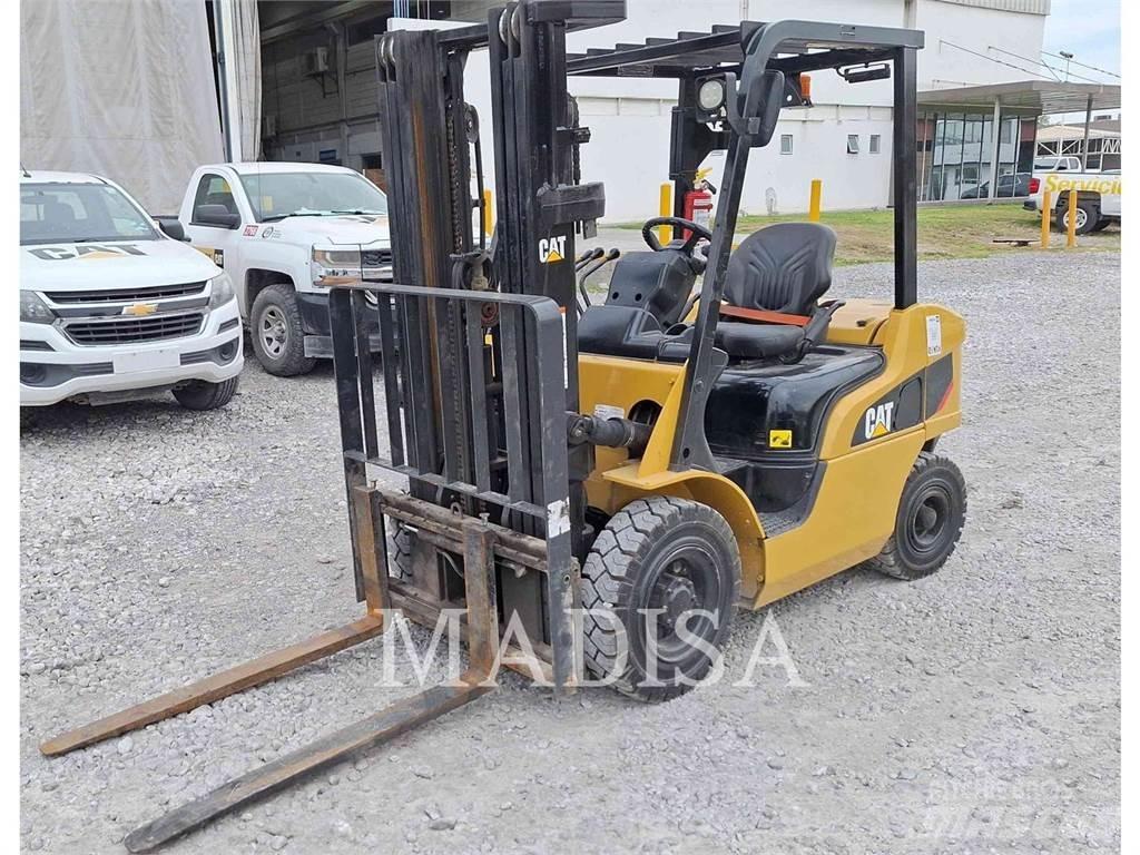 CAT LIFT TRUCKS DP25NM5 Carrelli elevatori diesel