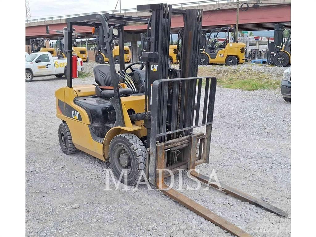 CAT LIFT TRUCKS DP25NM5 Carrelli elevatori diesel