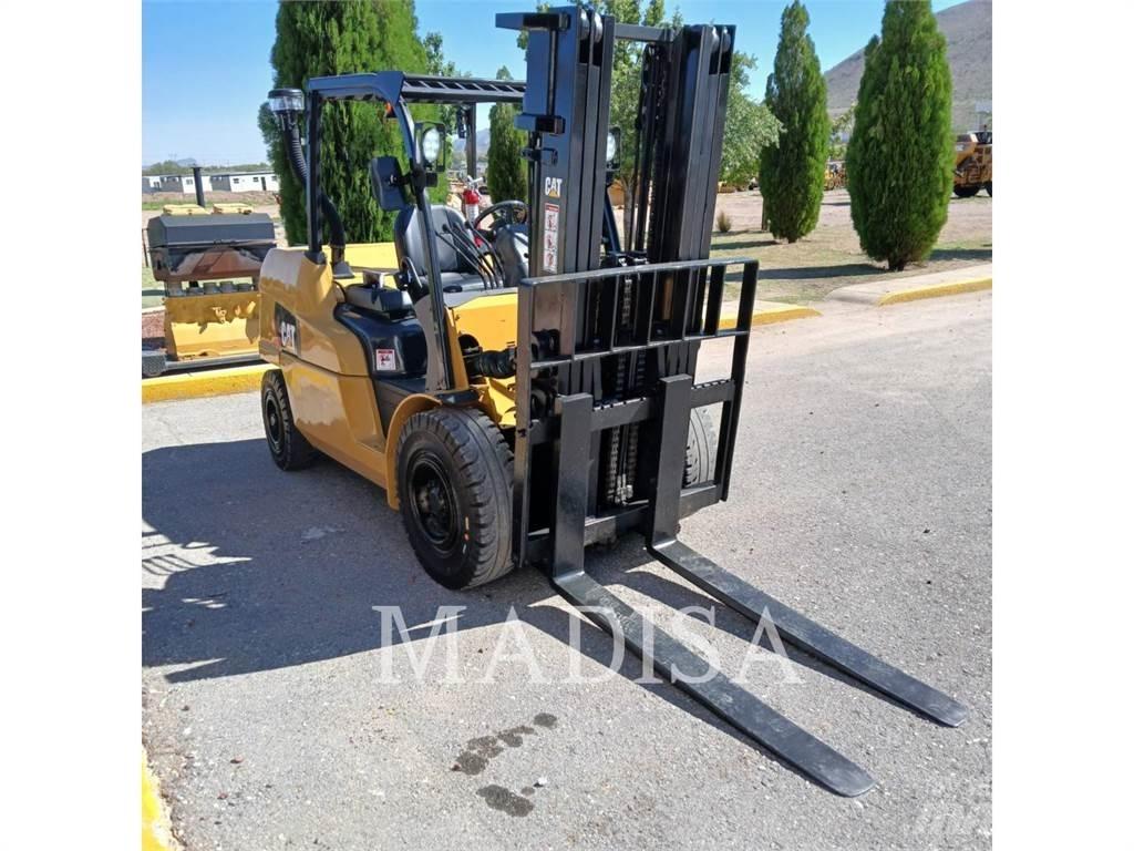 CAT LIFT TRUCKS DP50NM1 Carrelli elevatori diesel