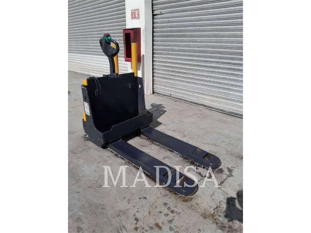 CAT LIFT TRUCKS EJE120E Golf cart