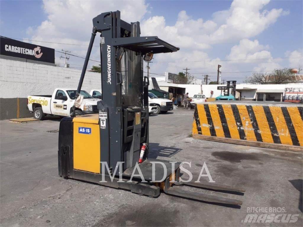CAT LIFT TRUCKS EKS308 Carrelli elevatori elettrici