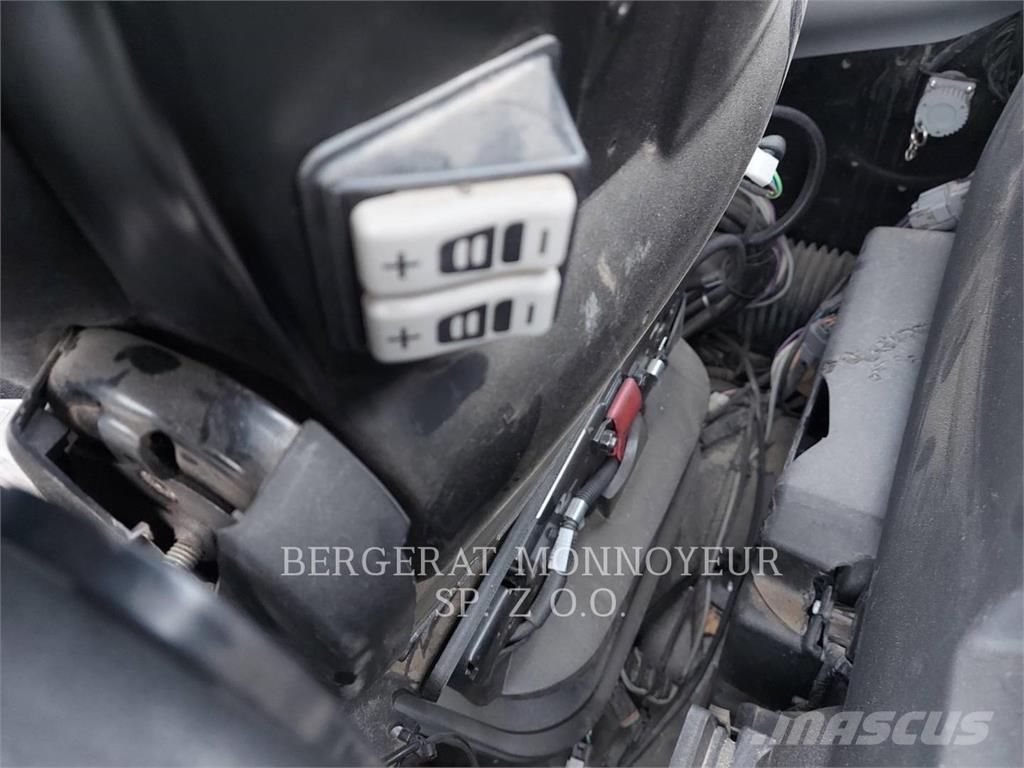 CAT M313D Escavatori gommati