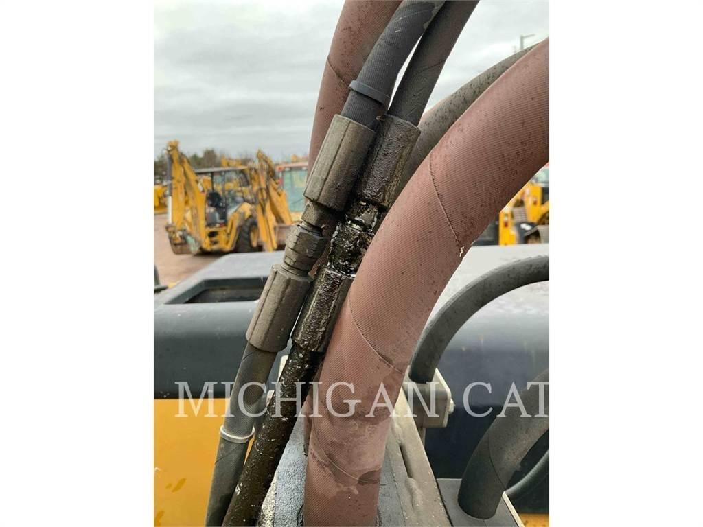 CAT M315 Escavatori gommati
