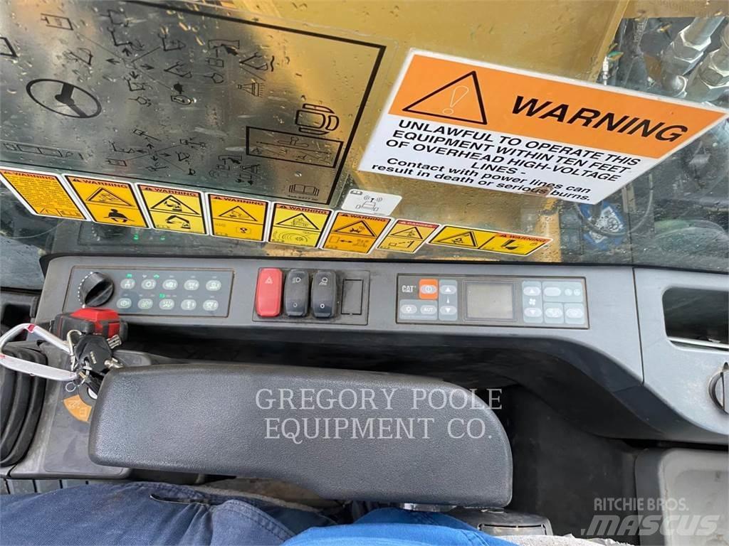 CAT M318F Escavatori gommati