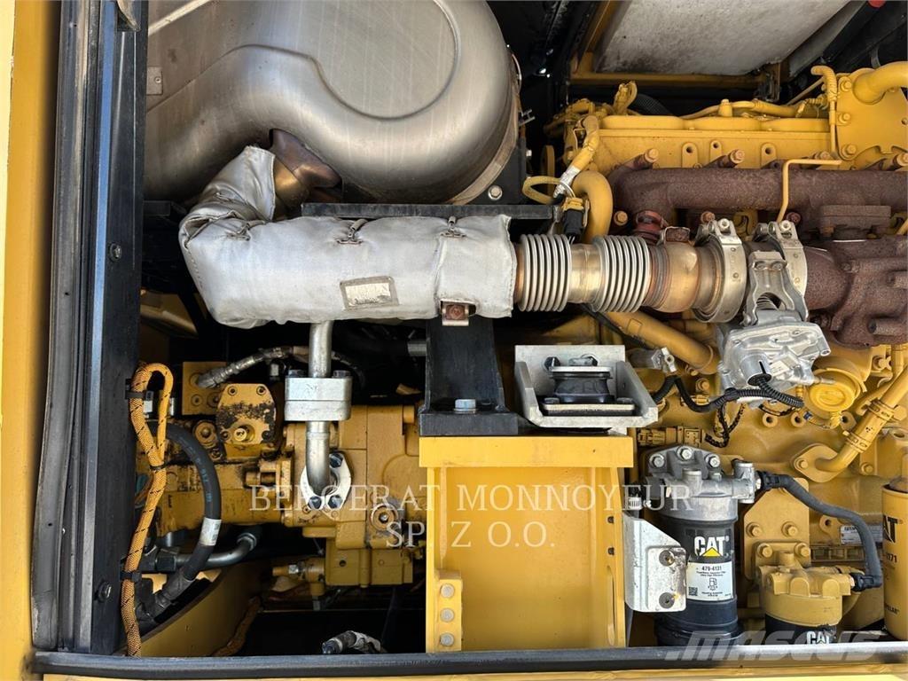 CAT M318F Escavatori gommati