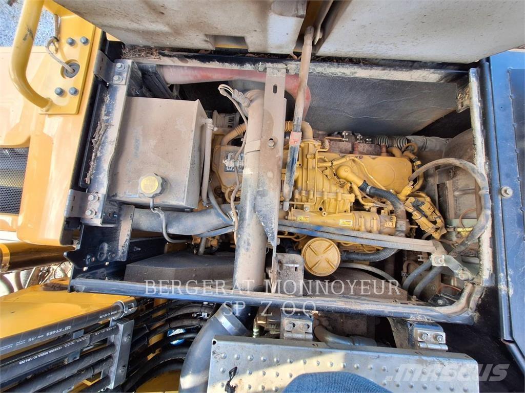 CAT M318F Escavatori gommati