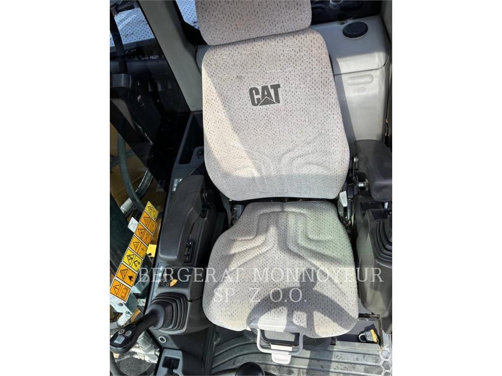 CAT M318F Escavatori gommati