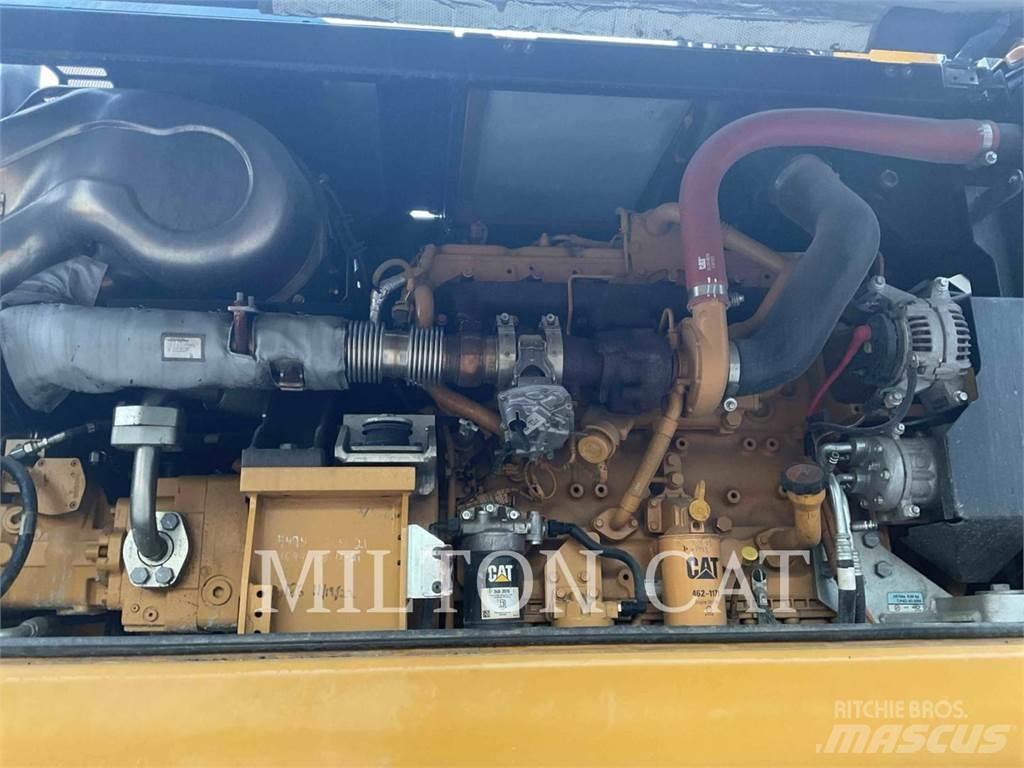 CAT M320F Escavatori gommati