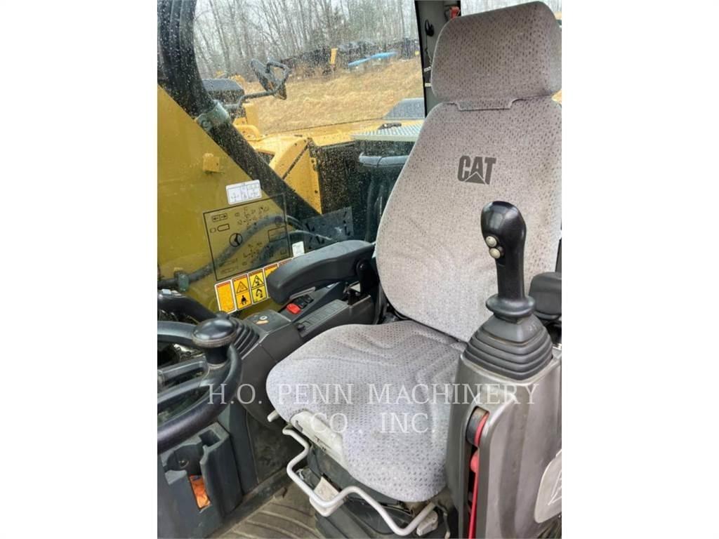 CAT M322F Escavatori gommati