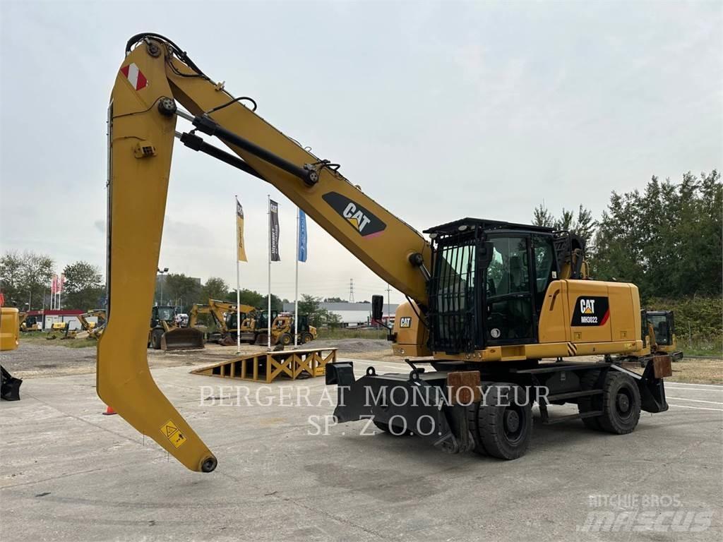 CAT MH3022 Escavatori gommati