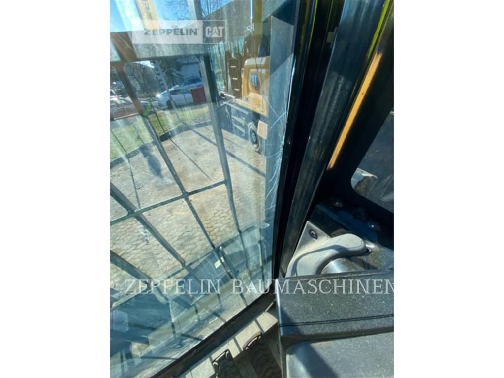 CAT MH3026-06C Escavatori da demolizione