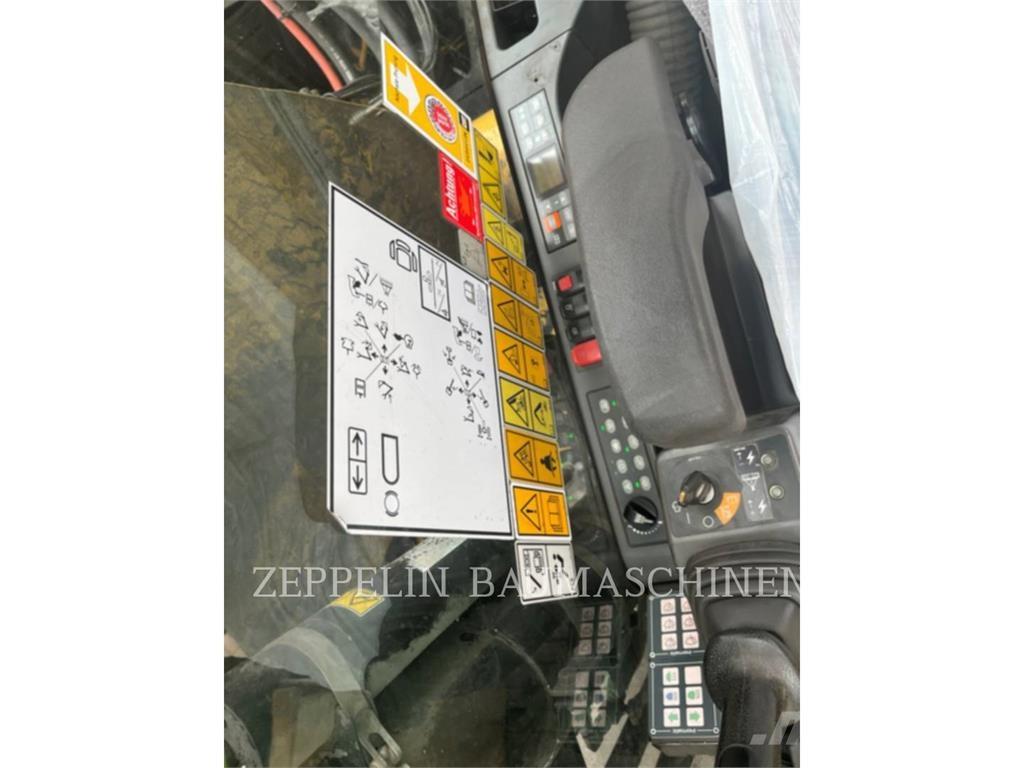 CAT MH3026-06C Escavatori da demolizione