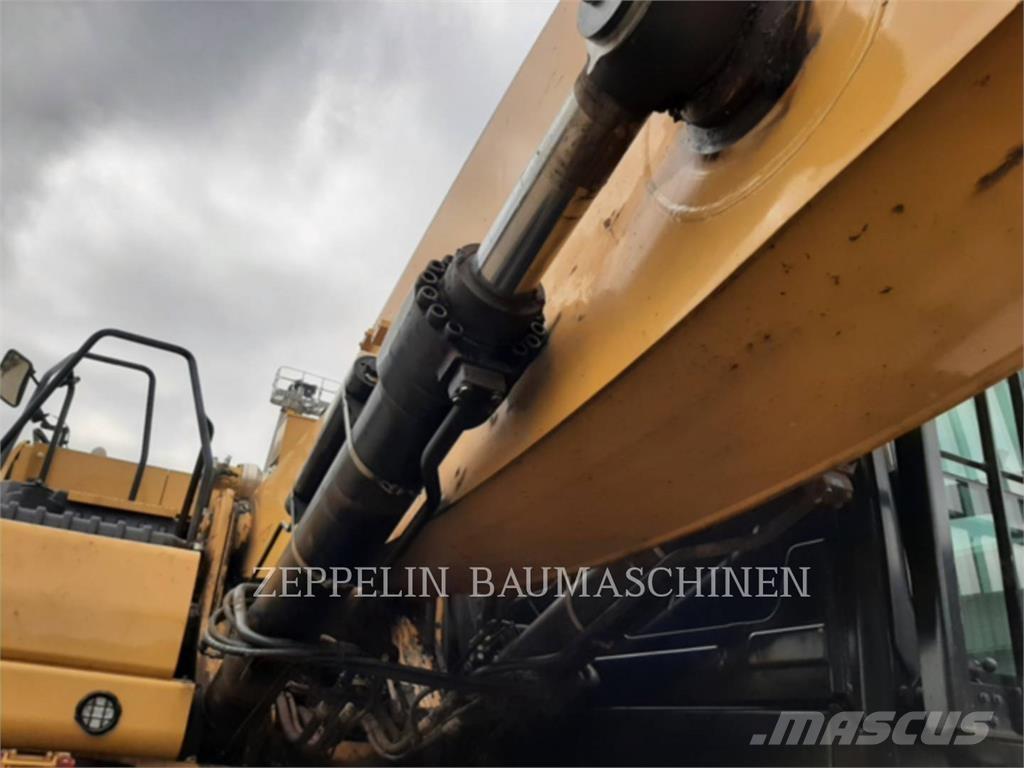 CAT MH3040-07A Escavatori da demolizione