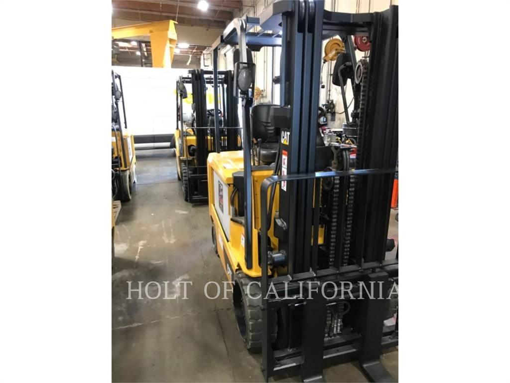 CAT MITSUBISHI EC30N3 Carrelli elevatori elettrici
