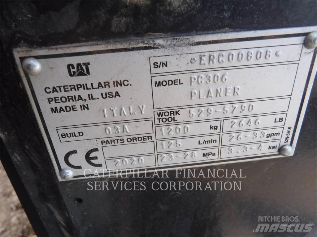 CAT PC306 Livellatrici