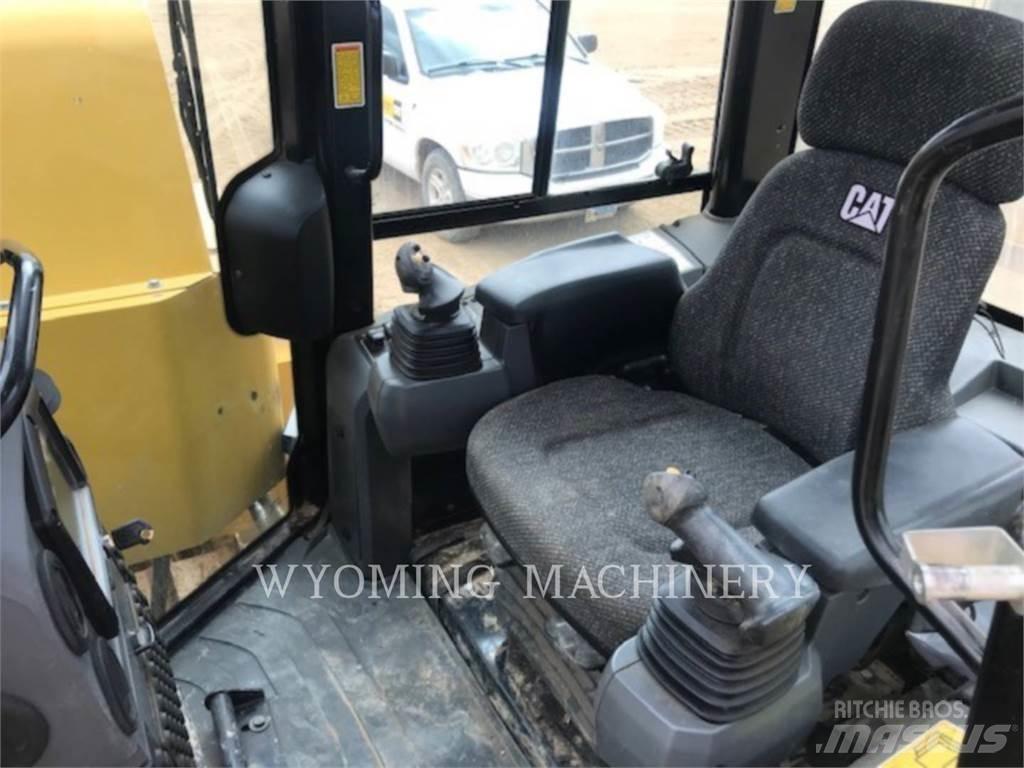 CAT PL61 Posatubi cingolati