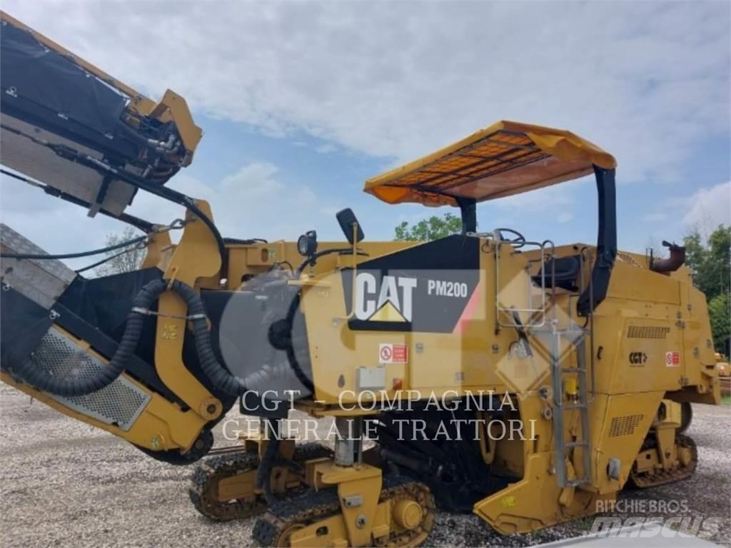 CAT PM200 Fresa a freddo per asfalto