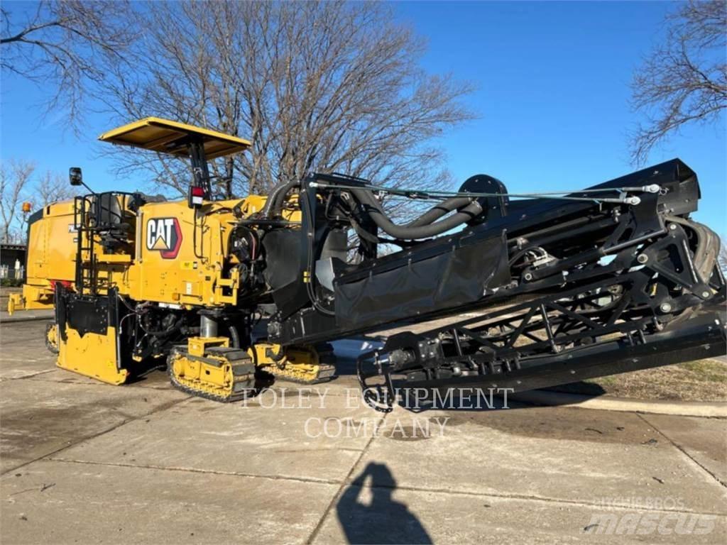 CAT PM822 Finitrici