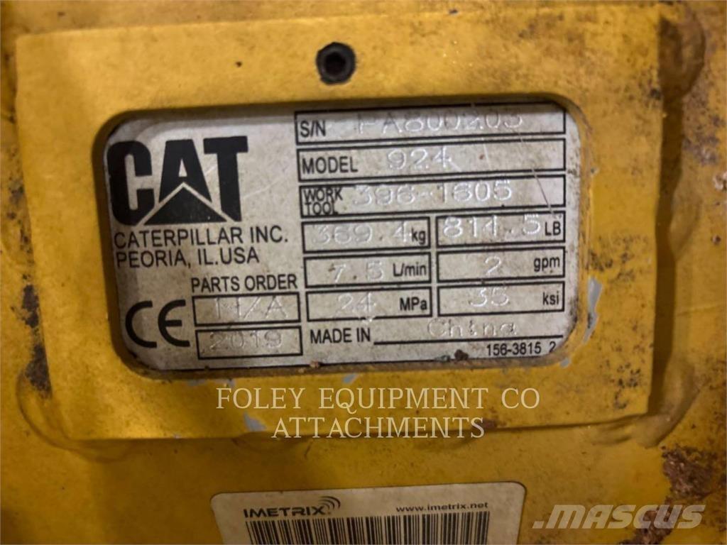 CAT QC930MT Pale gommate