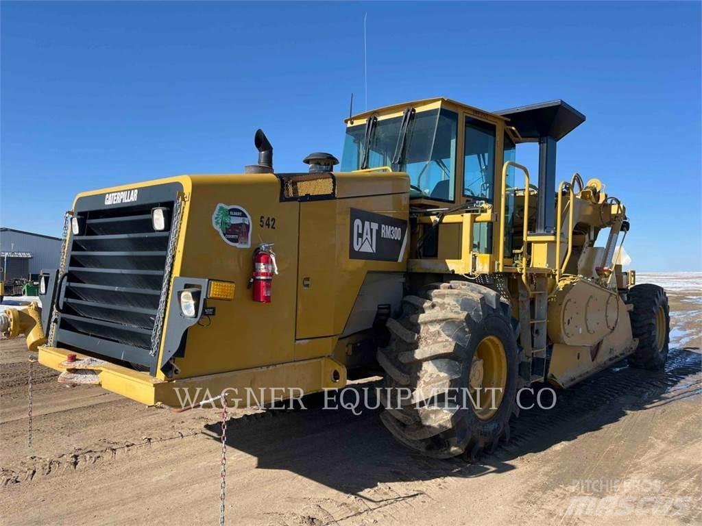 CAT RM300 Riciclatori d'asfalto