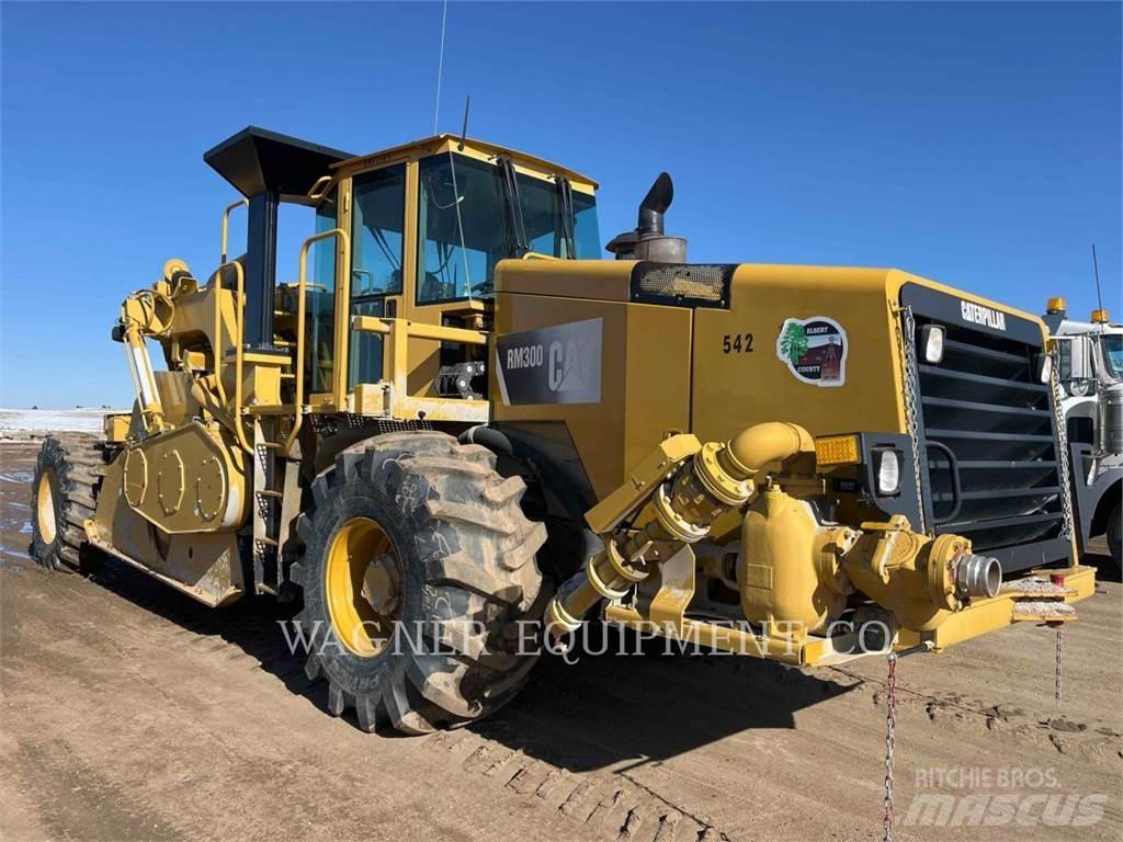 CAT RM300 Riciclatori d'asfalto
