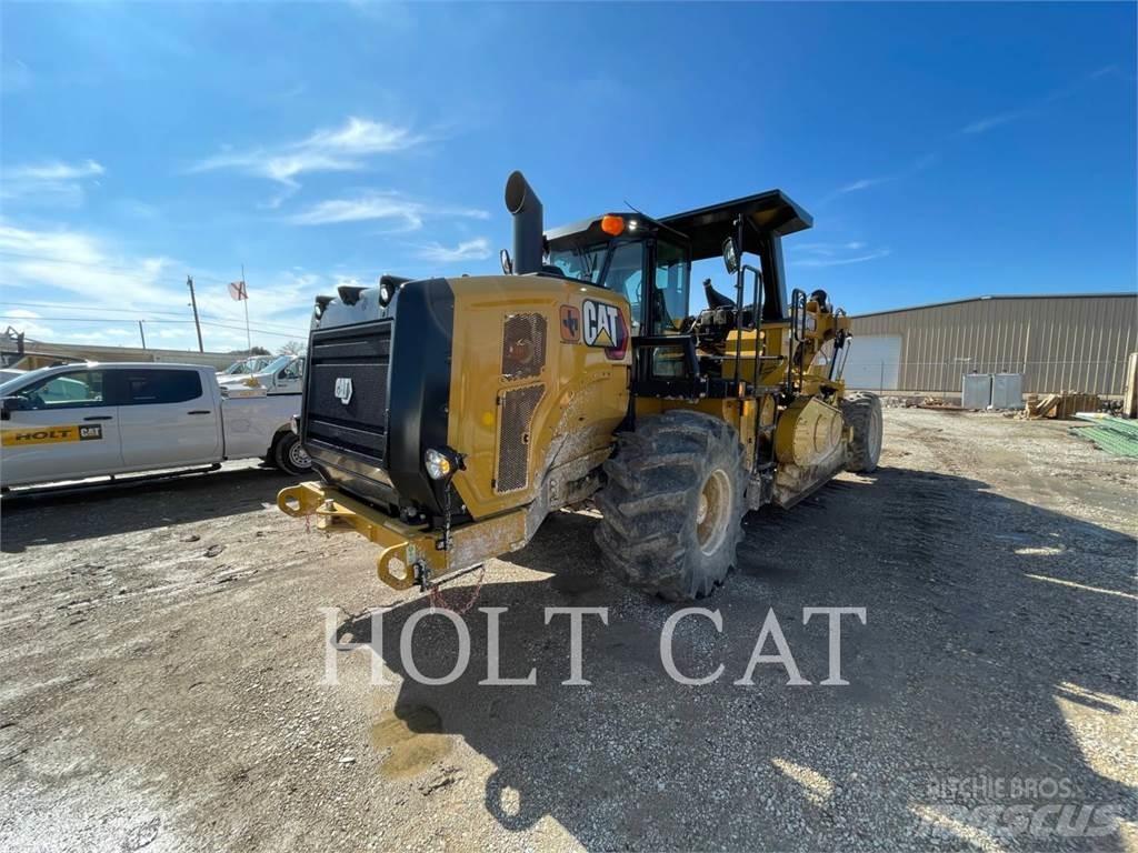 CAT RM400 CAB Riciclatori d'asfalto