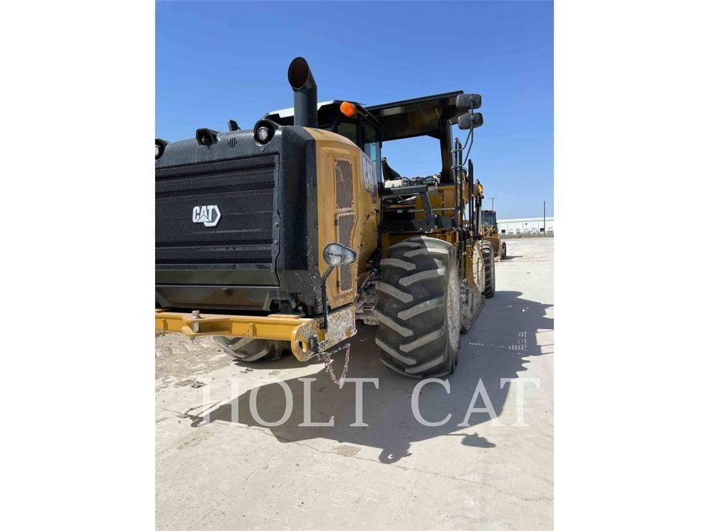 CAT RM400 CAB Riciclatori d'asfalto