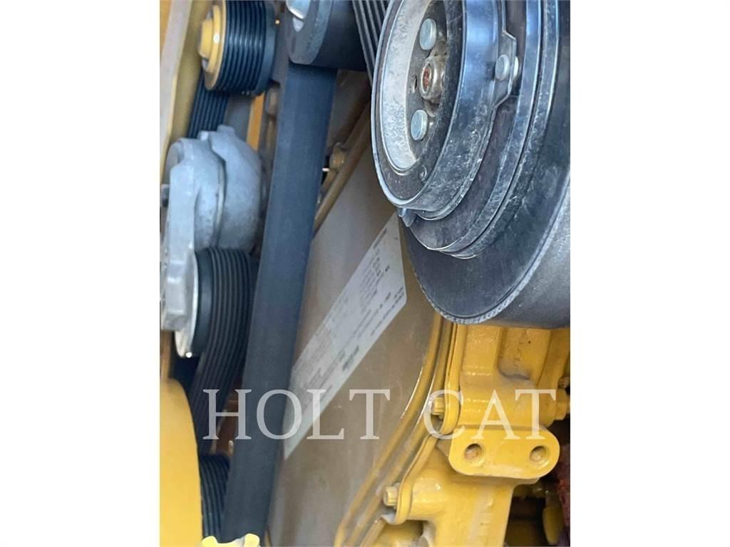 CAT RM400 CAB Riciclatori d'asfalto